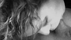 Euro sluts in steamy threesome
