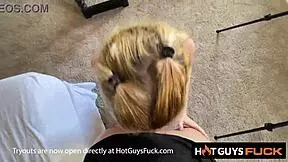Blonde bombshell's killer tryout performance