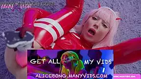 Alicebong's hardcore latex anal scene