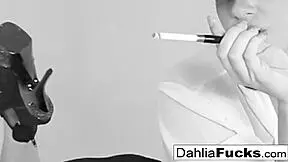 Hot Dahlia Sky solo session turns me on so much