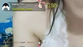 em gãi show hàng lồn cực xinh trong video nóng bỏng