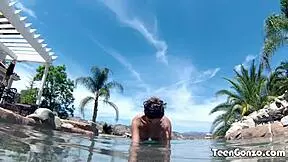 gabiconkey the twin camgirl from floripa works in an office setting with pretty cute features