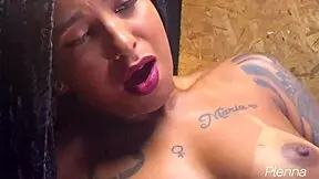 Ariella Ferraz, alone at home, masturbating with dildo until she cums?