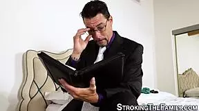 Real amateur participates in a high-definition reality activity