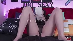 Teen reads Harry Potter naked