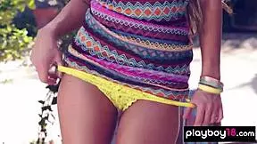 flexible babe strips and looks for a nice guy