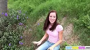 Brookeskye enjoys fingering in the car