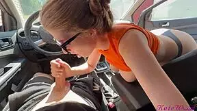 girlfriend sucked me outside the house