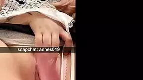 Amateur Teen Girl Uses Small Dildo To Masturbate Her Pussy