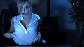 sexy dahlia fingers herself in the dark