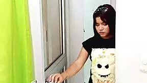 No Te Preocupes, Yo Te Ayudo Ahora, Sigue Chupando Así, Ponte en Cuatro, ¡Te Lo Meto Duro!