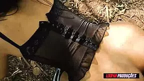 Morena Brunette Fucks Pussy in Park!