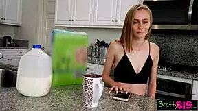 stepsis ends up with cum on face after intense fuck