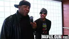 mofos - milfs like it black - brooke tyler works a hard boner