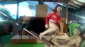 restaurant waitresses can be wild, this curvy one got me without a condom