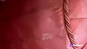 katie fey teasing bouncy boobs underwater 😏