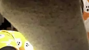 i got these smelly diry feet from walking around