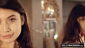 Ryan Madison이 Brenna Sparks를 두 번 크림파이