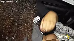 o tesão por novinha de 18 jessyca arantes era tanto que antes de entrar no hotel a foda rolou no carro