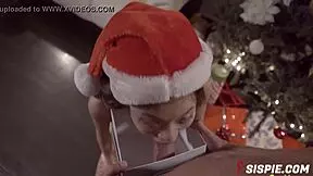 Wow, Vina Sky unwraps Christmas dick! 🎅