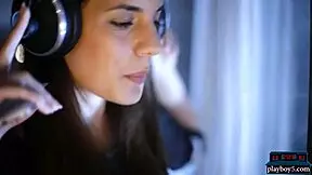 european milf brunette masturbates her sweet pussy