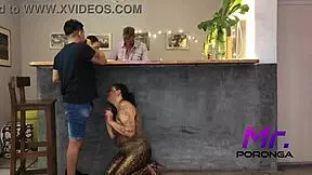 mi novia presenta familia, follo su mama sin cuenta.