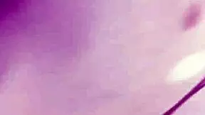 Mi colegiala preferida me encanta su voz tierna