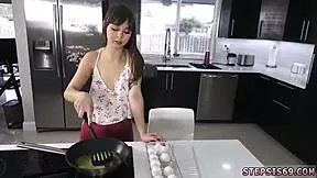 Teen Rimjob Battle in Family Competition Game