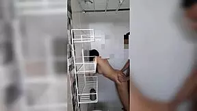 empezamos en el baño y terminamos en la cama con hardcore action