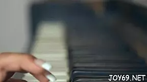 Teen Chick Rubs Her Sensitive Spots, Wanna Watch Her?