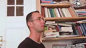 Dünne deutsche kurze haare friseurin milf macht amateur sex casting