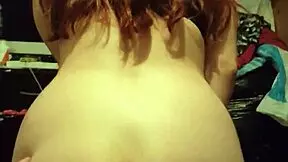 my girlfriend has a beautiful ass and i love it