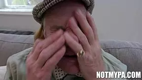 EM INDICA BLOWS EVAN STONE in POV SUGAR RUSH.