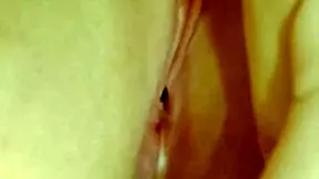 this amateur compilation focuses on close-ups of the ass