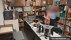 Mall police, are you touching this thief girl wrong? Naomi Mae on teenrobbers.com.