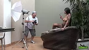 amanda souza poses for hardbrazil with carlos lucchesi and ed junior