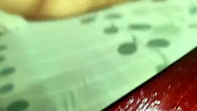 Oh wow, watch this hot ebony teen bend over for intense doggystyle fucking in homemade amateur action!