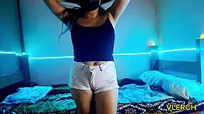 Presentandome Como La Chica De Los Hoteles Y Enseñando Un Poco?