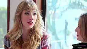 Blindfoldad styvmamma, är du redo att smaka den tighta fittan ikväll?