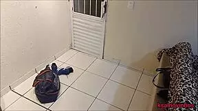 Visitando minha vizinha jogamos cartas e percebi que estava sem calcinha