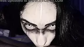 Bruja Come Hombres Captada en Camara