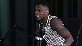 gosta de sexo anal com transsexual em gang bang