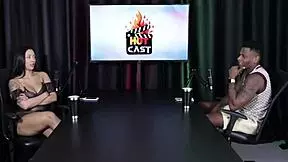 gosta de sexo anal com transsexual em gang bang