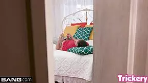 Step-sis seduces stepbrother for wild ride