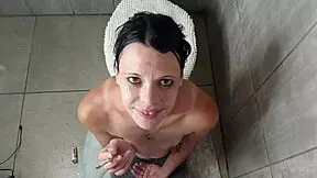 18-year-old facials and cum swallowing