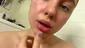 Masturbate pussy close up