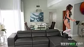 Cute Maid Macy Meadows Sucks Oliver Flynn in Nature