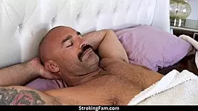 Want to see Riley Jean and Gal Ritchie training with Charles Dera?