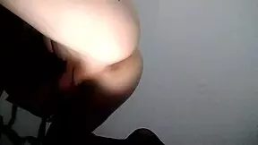 18-year-old virgin gets her perfect pussy filled with dildo