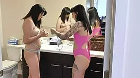 yo, pervy stepsisters just can't stop sucking stepbro's cock!